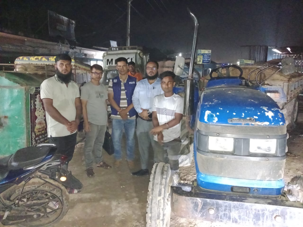 চুনারুঘাটে অবৈধভাবে সিলিকা বালু উত্তোলন, যুবকের ৬ মাসের কারাদণ্ড