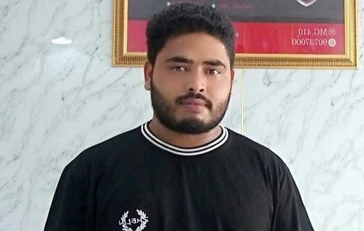 ওমানের মাসকাটে ১৬ দিন ধরে নিখোঁজ চুনারুঘাটের যুবক রিফাত, মায়ের আহাজারি