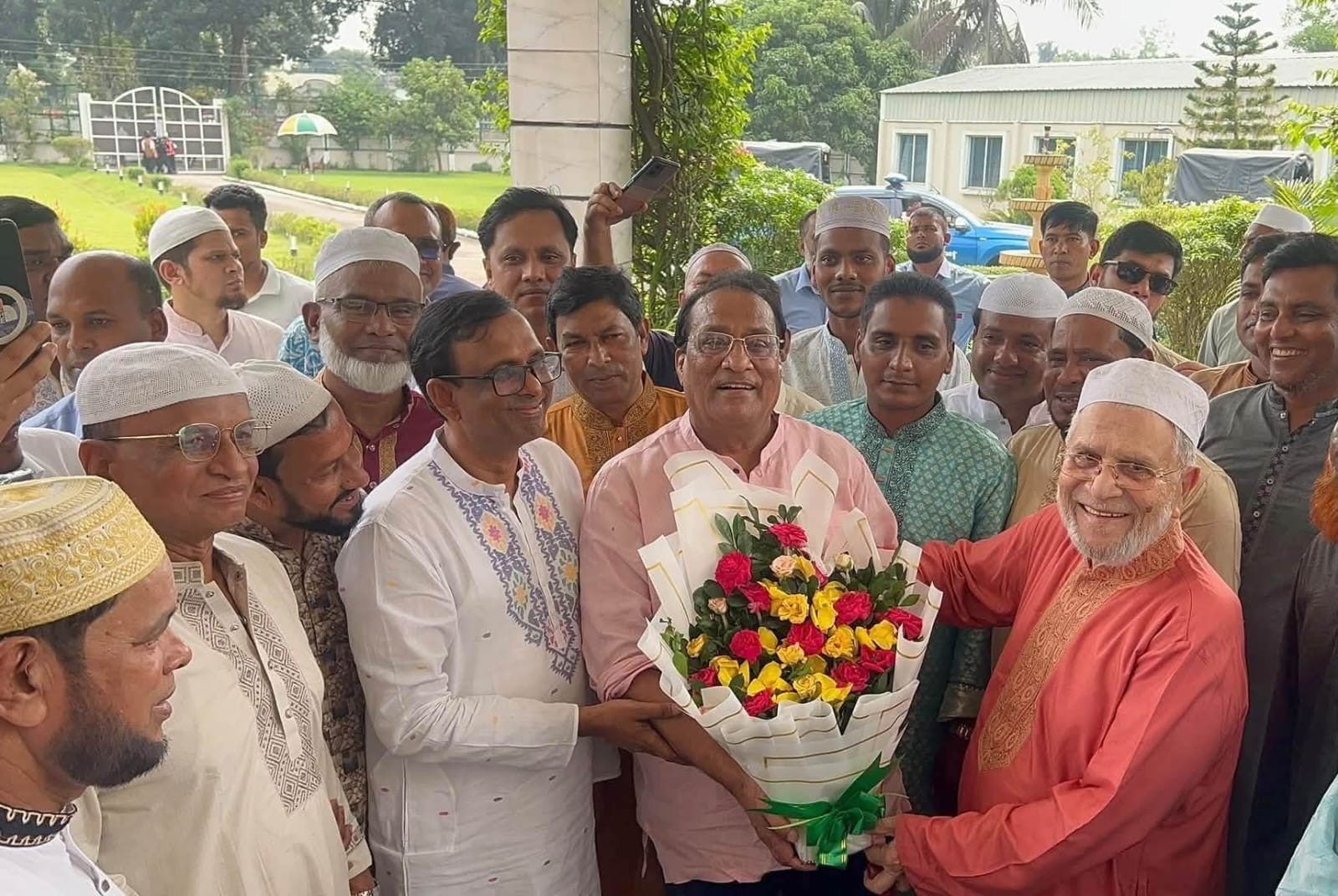 চুনারুঘাটের বৈচিত্র্যের উৎসবে অতিথিদের স্বাগত জানালেন এমপি ফয়সাল- সালেহ উদ্দিন
